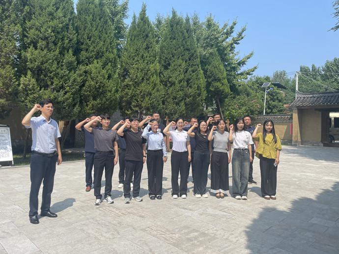 亳蕪?fù)顿Y公司黨支部召開(kāi)8月份主題黨日活動(dòng)